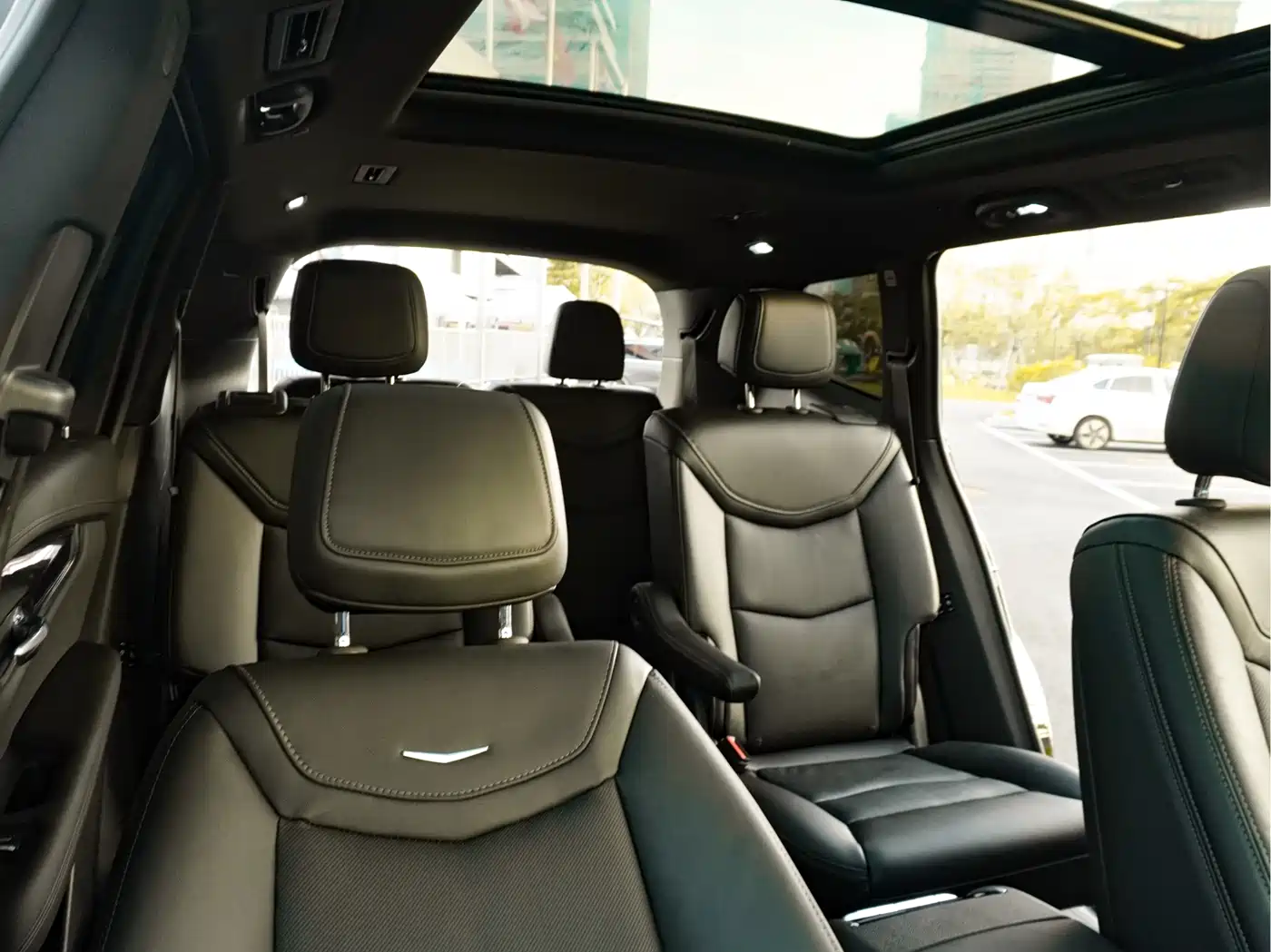 Cadillac XT6 2022 2.0T 6-Seater 4WD Luxury Edition фото 19