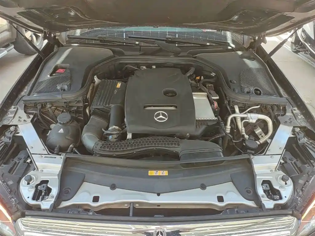 Mercedes-Benz E-Class 2017 E 200 L 4MATIC фото 20