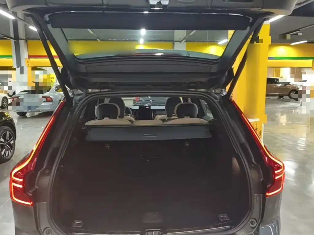 Photo 19 - Volvo XC60