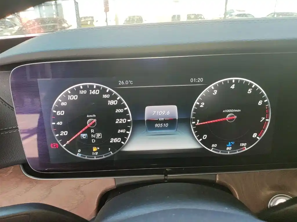 Mercedes-Benz E-Class 2017 E 200 L 4MATIC фото 12