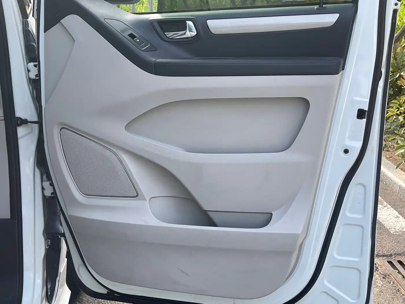 SAIC Maxus Maxus G10 2019 PLUS 2.0T Auto Elite China VI фото 24