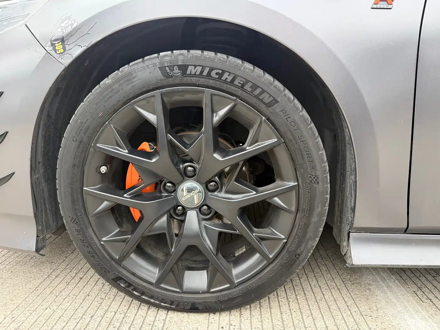 GAC Trumpchi Trumpchi Emkoo 2022 270T DCT J16 R-style Track Edition фото 8