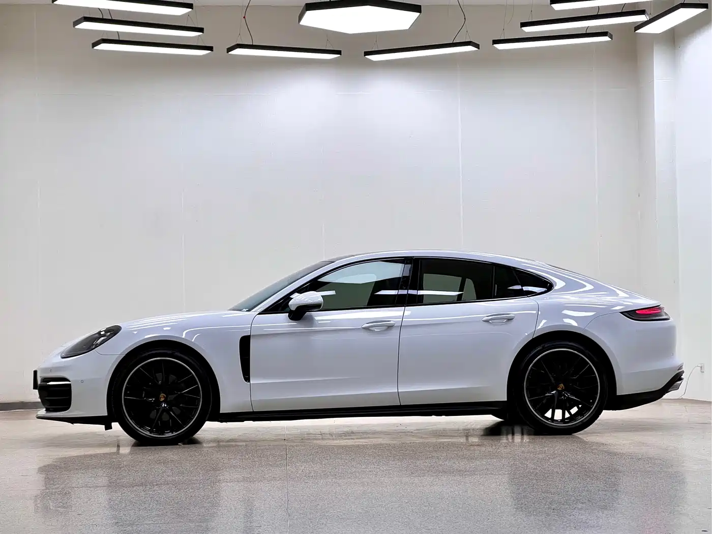Porsche Panamera 2023 Panamera 2.9T фото 4