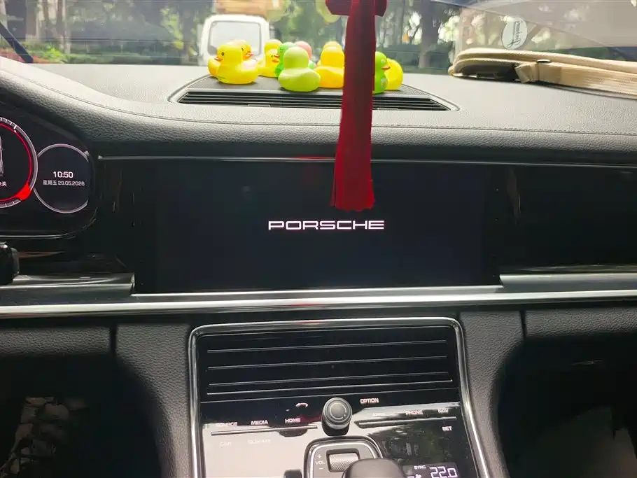 Porsche Panamera 2019 Panamera 2.9T фото 13