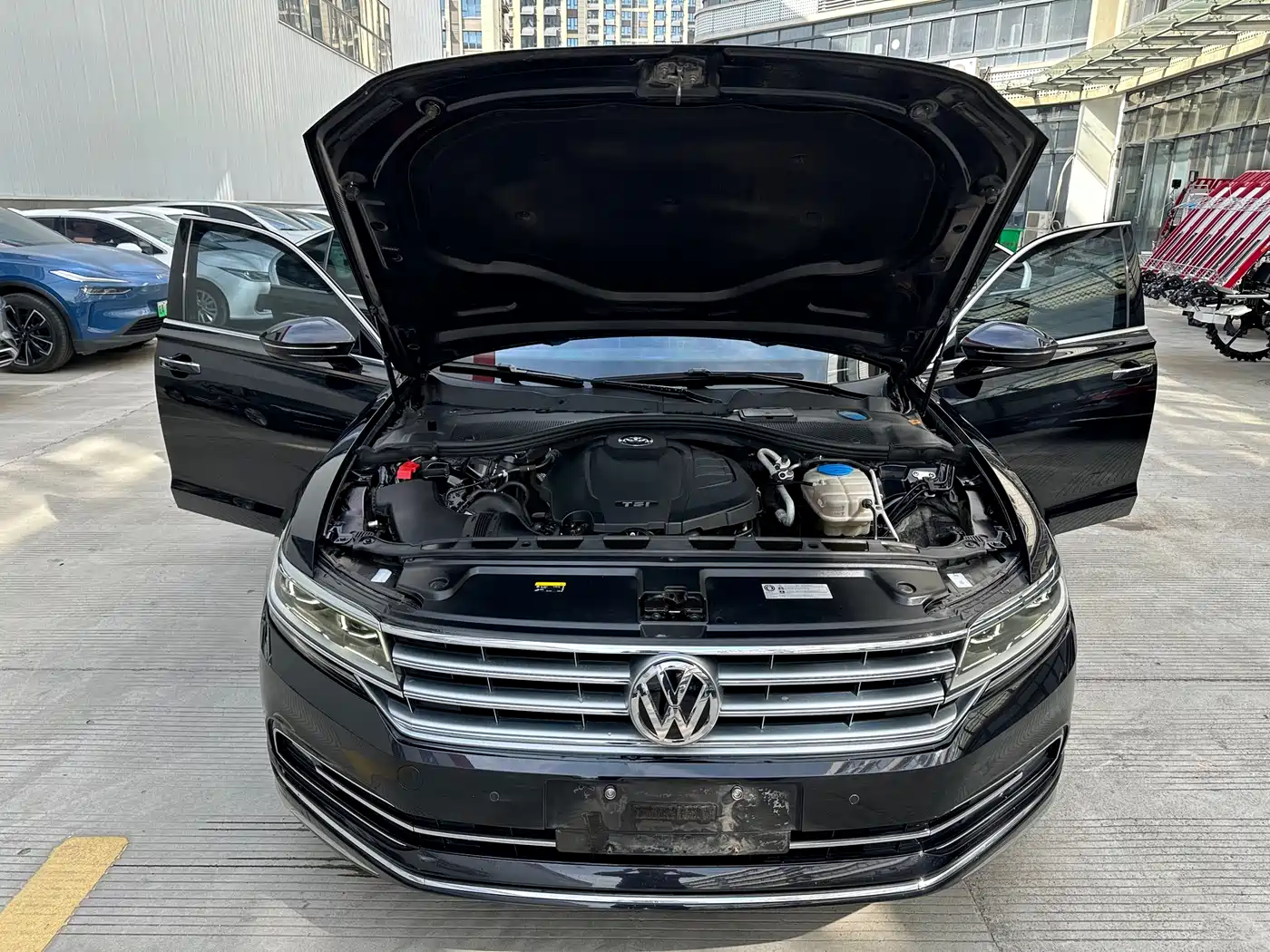 Volkswagen Phideon 2018 Facelift 380TSI FWD Flagship фото 7