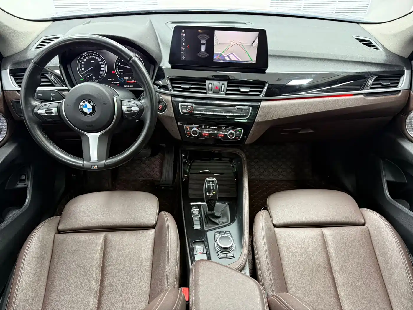 BMW X1 2022 sDrive20Li Premium фото 11