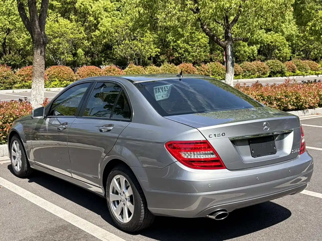 Mercedes-Benz C-Class 2013 C 180 Classic Grand Edition фото 16