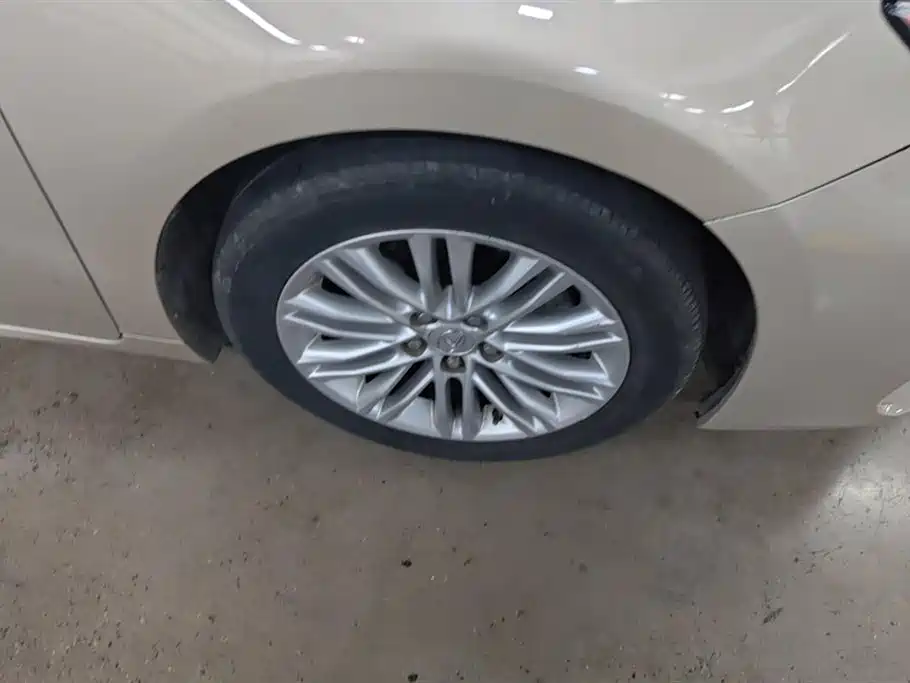 Lexus ES 2015 200 Elite Edition фото 6