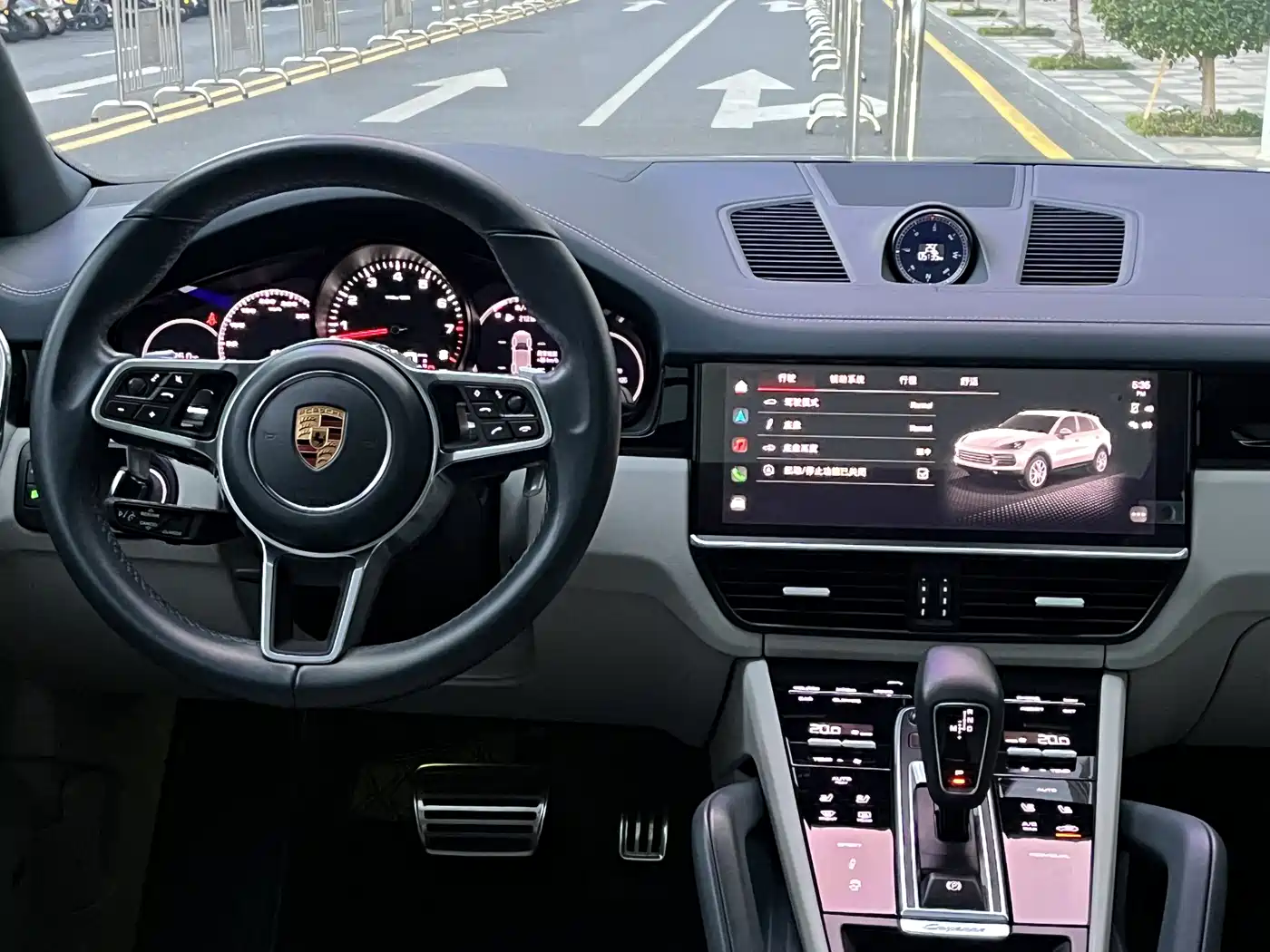 Porsche Cayenne 2022 Cayenne S 2.9T Platinum Edition фото 13
