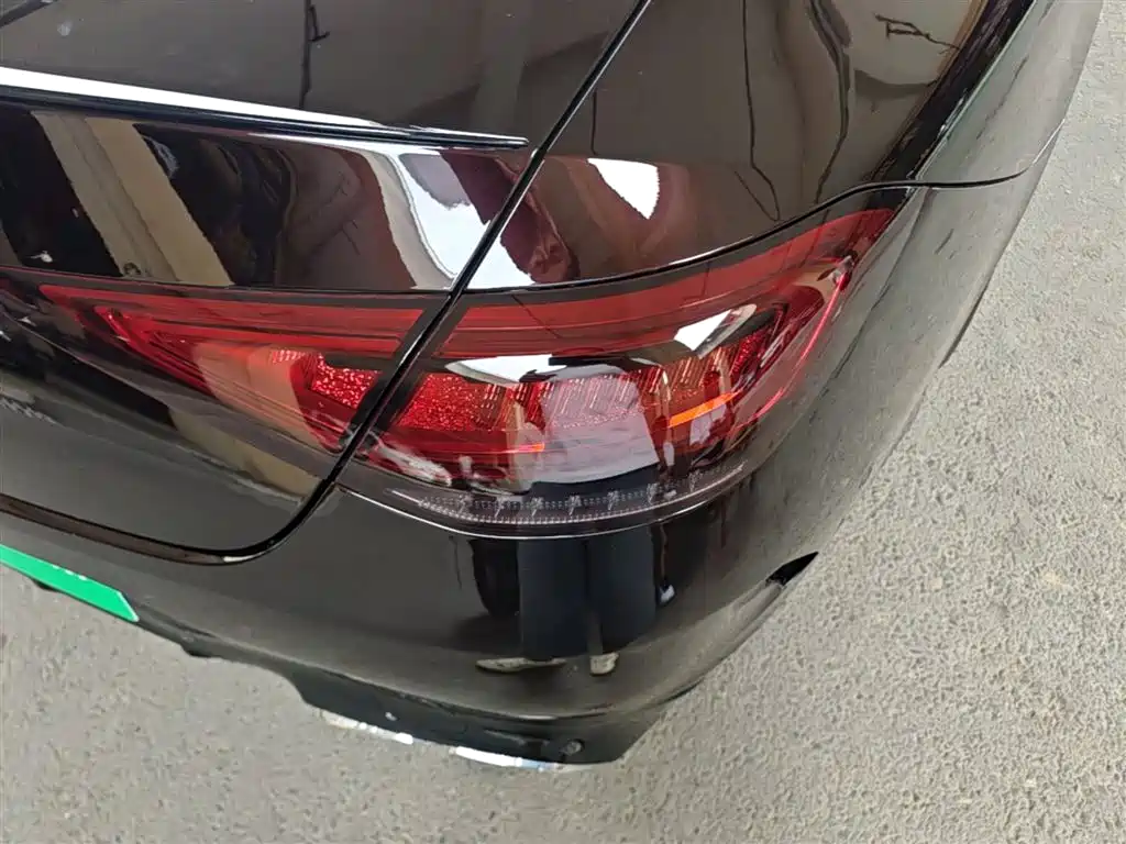 Mercedes-Benz CLS 2018 CLS 300 Dynamic фото 8