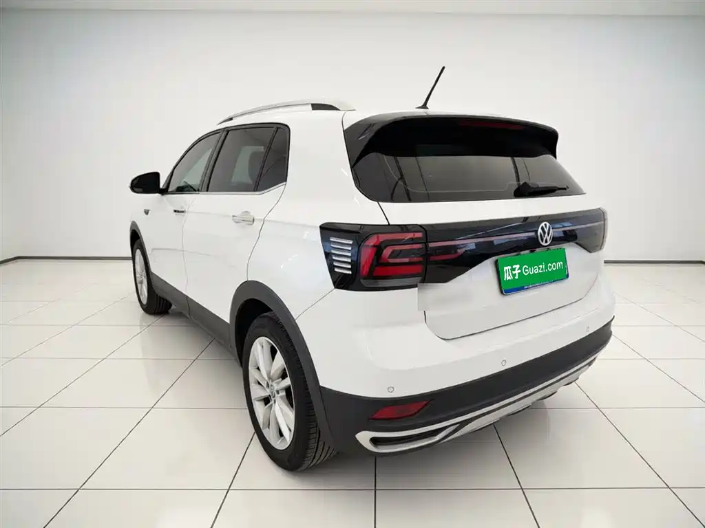 Volkswagen T-Cross 2019 1.5L Automatic Comfort Edition фото 23