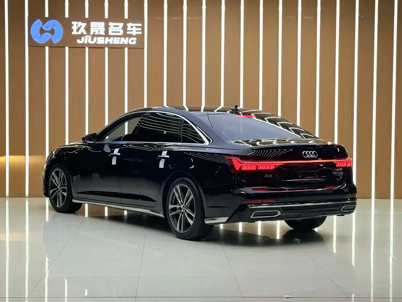 Audi A6L 2020 40 TFSI Luxury Dynamic фото 3