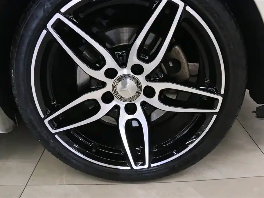 Mercedes-Benz CLA (Import) 2016 Facelift CLA 220 4MATIC фото 16