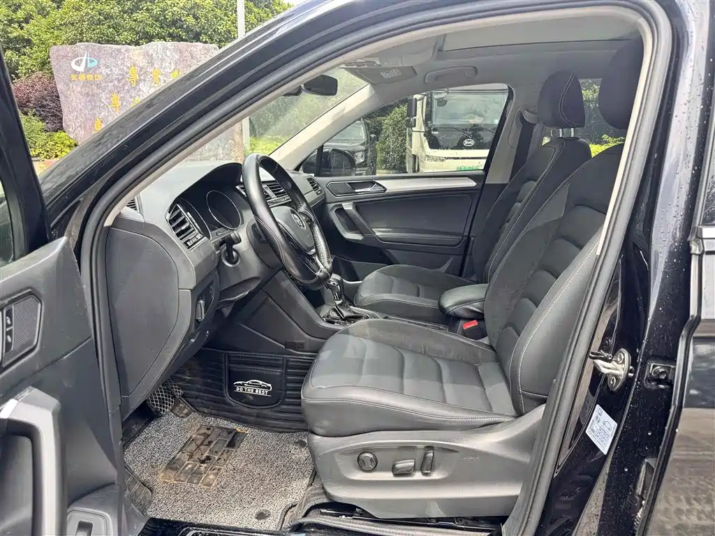 Volkswagen Tiguan L 2019 330TSI Auto 2WD Smart Luxury Edition China V фото 5
