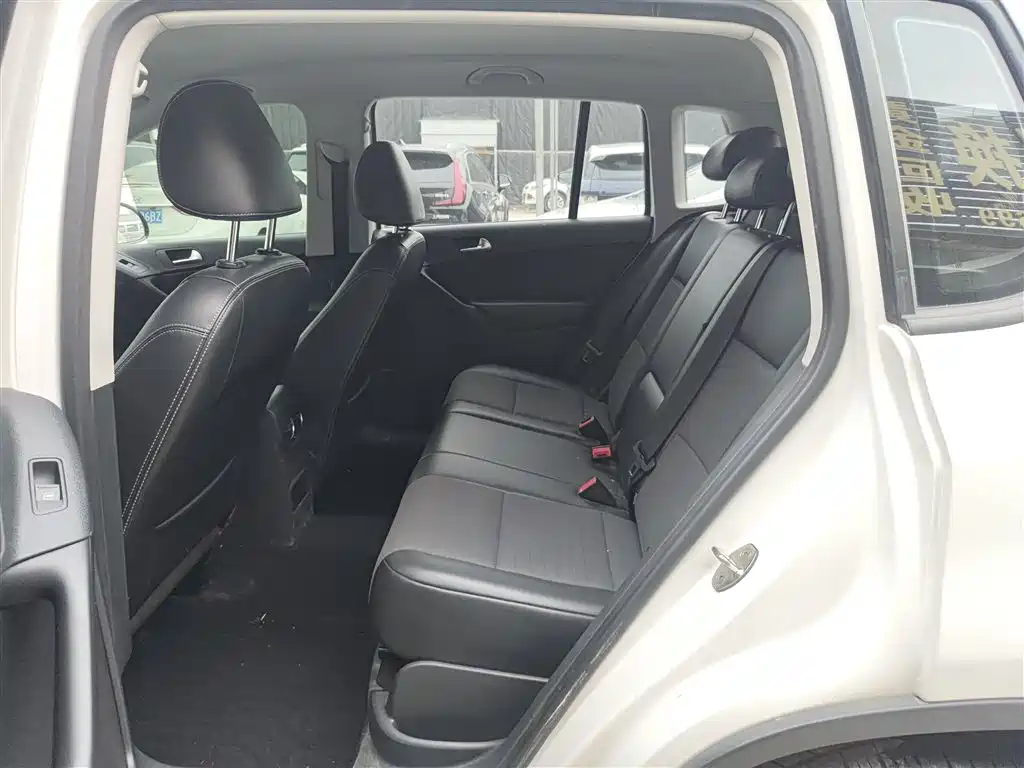 Volkswagen Tiguan 2016 280TSI Automatic 2WD Silk Road Fashion Edition фото 17