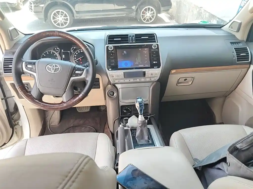 Toyota Prado 2018 3.5L Auto TX-L NAVI фото 10