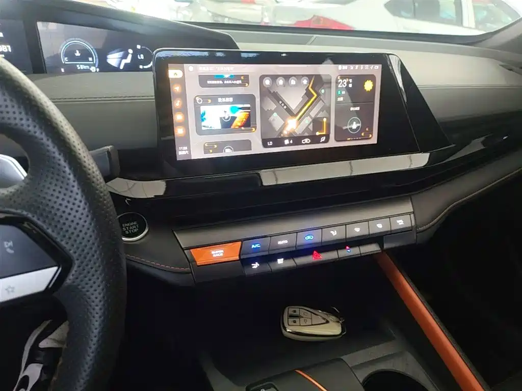 CHANGAN UNI-V