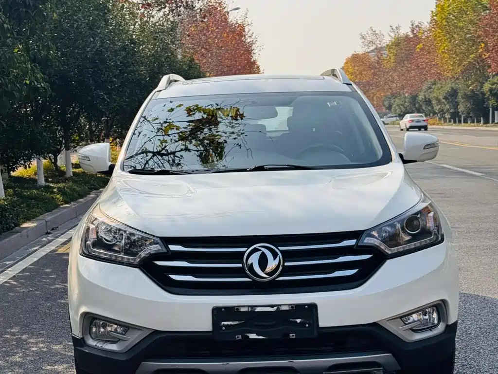 Dongfeng Aeolus Dongfeng Fengshen AX7 2016 2016 2.3L Automatic Smart Premium