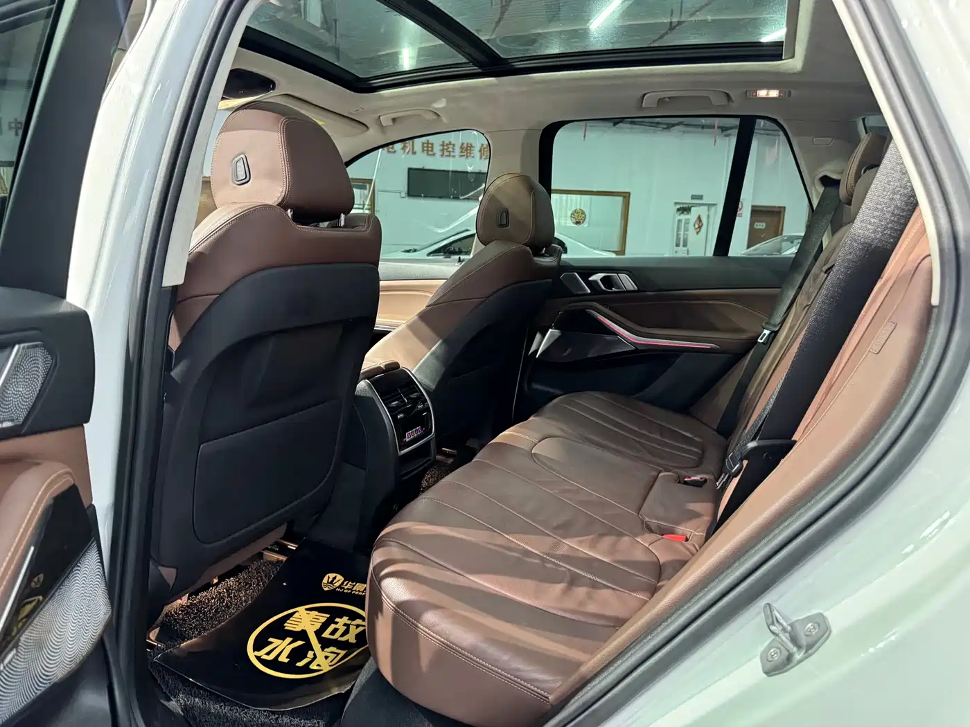 BMW X5 (Import) 2019 xDrive40i M Sport Package фото 16