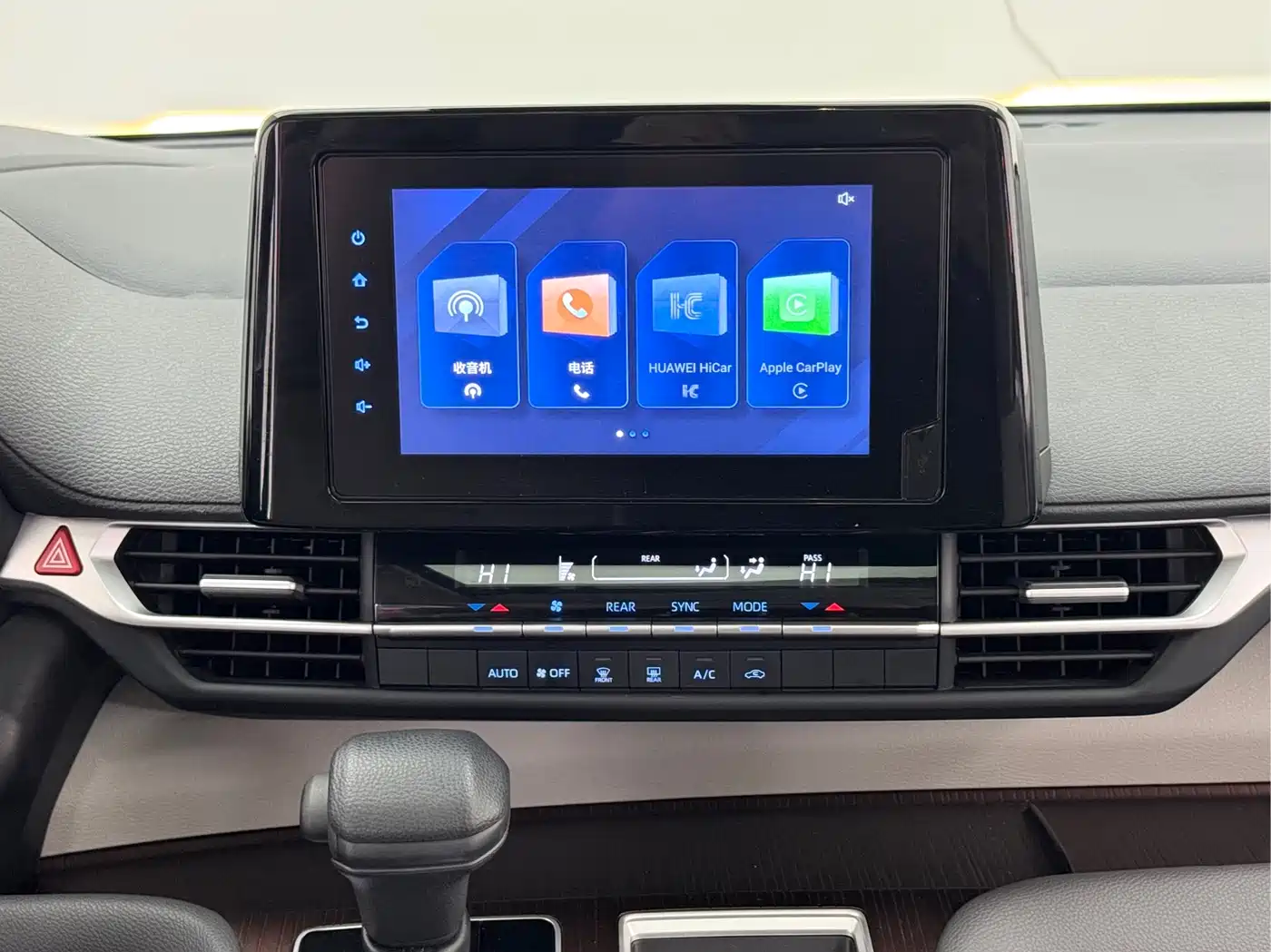 Toyota Sienna 2021 2.5L Hybrid Comfort Edition фото 14