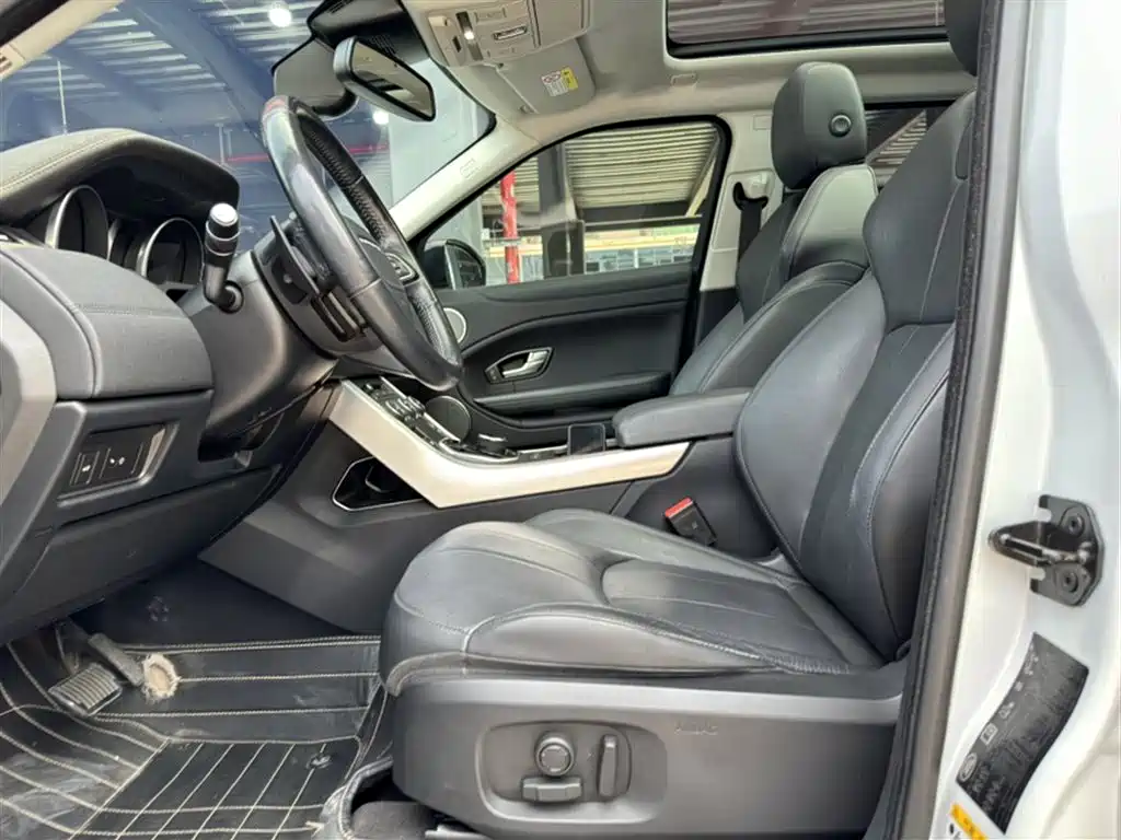 Land Rover Range Rover Evoque 2018 240PS SE Smart Edition фото 15