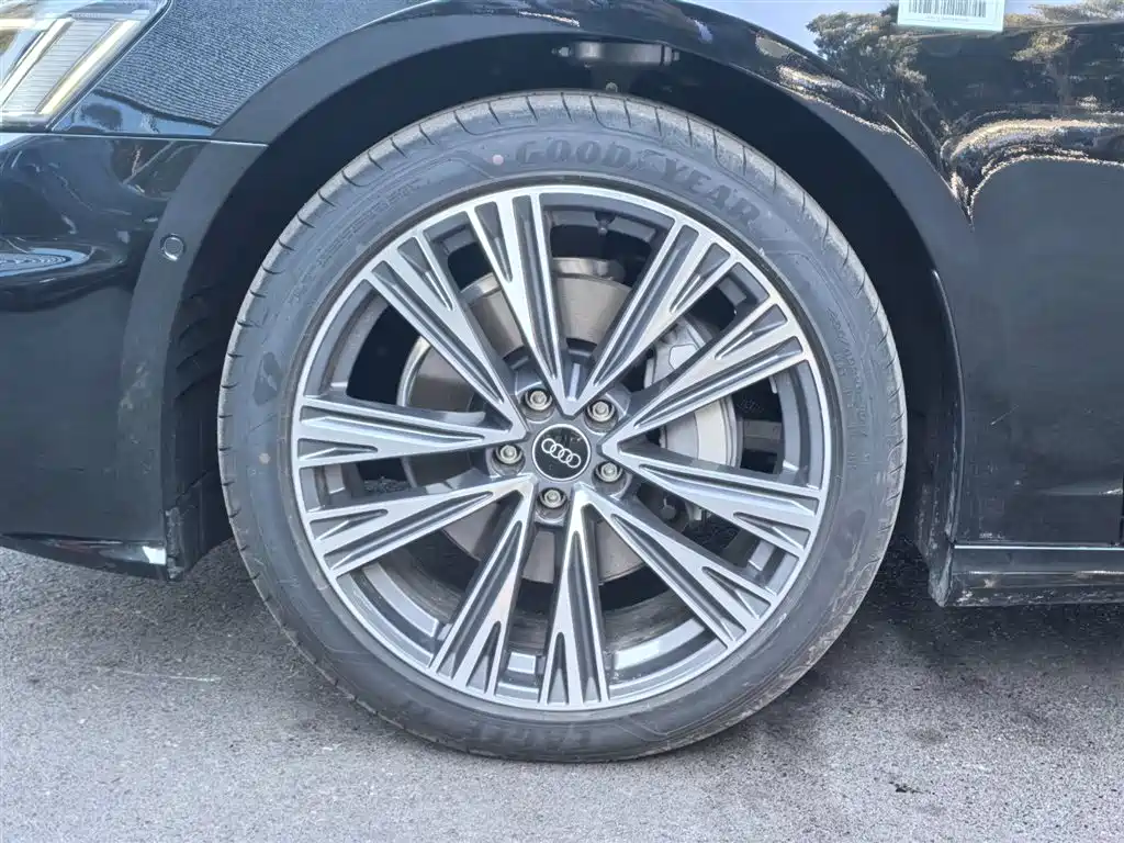 Audi A6L 2025 45 TFSI quattro Premium Sport фото 20