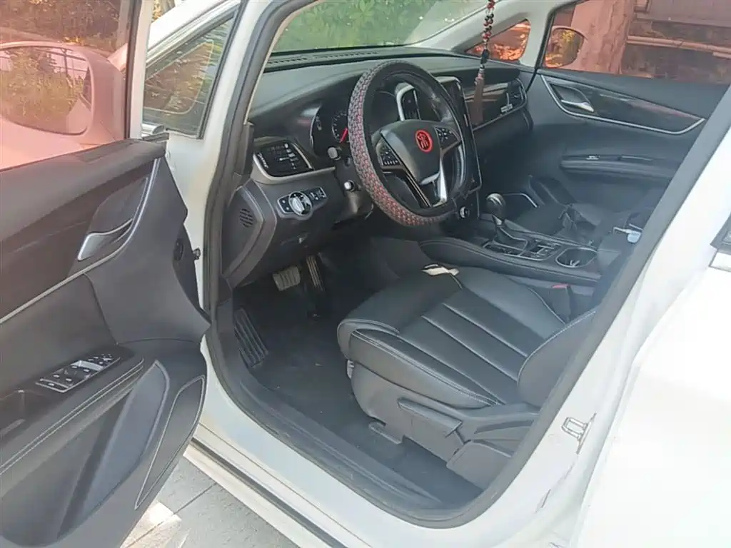 BYD Song MAX 2017 1.5T Auto Smart Elite 7-Seater фото 16