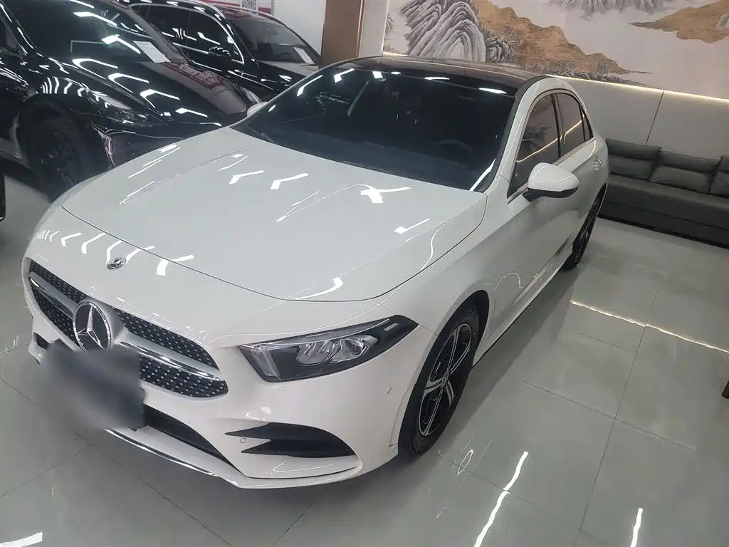 Mercedes-Benz A-Class 2022 Facelift III A 200 L Sport Sedan Fashion