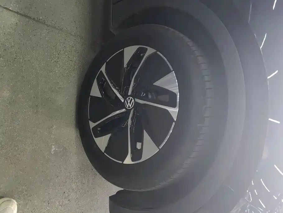Photo 6 - Volkswagen ID.4 CROZZ
