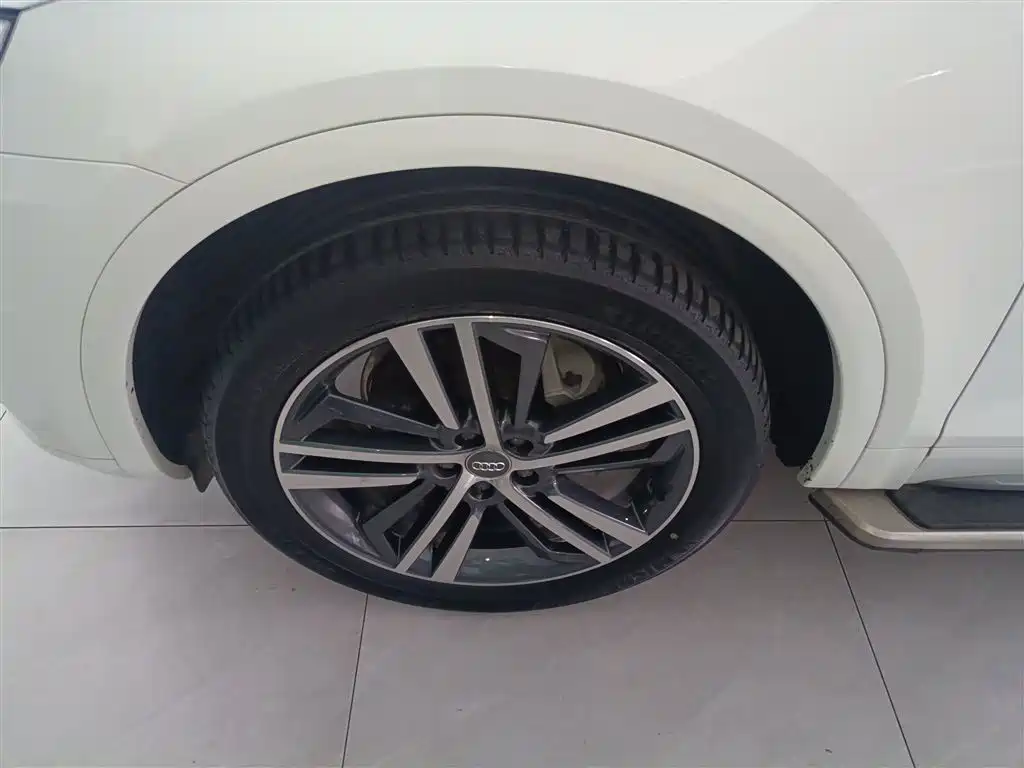 Audi Q5L 2020 Facelift 40 TFSI Honor Progressive фото 23
