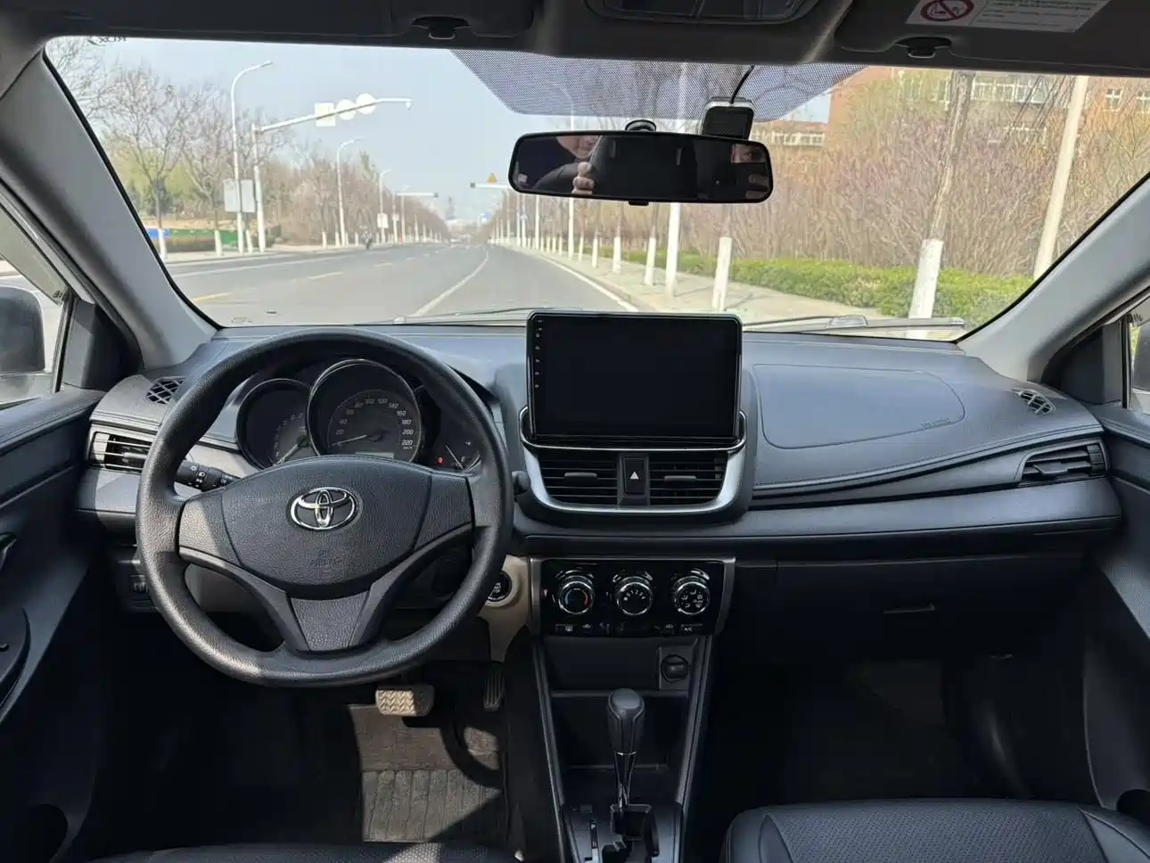 Toyota YARiS L Zhi Xuan 2021 1.5L CVT Leading Edition фото 12