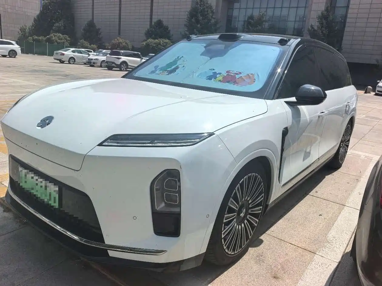 2026 NIO ES8