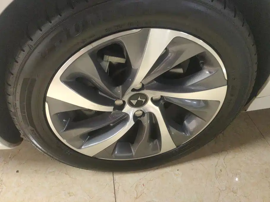 DS 4S 2018 2016 Model 1.6T Automatic Smart Enjoy Edition THP160