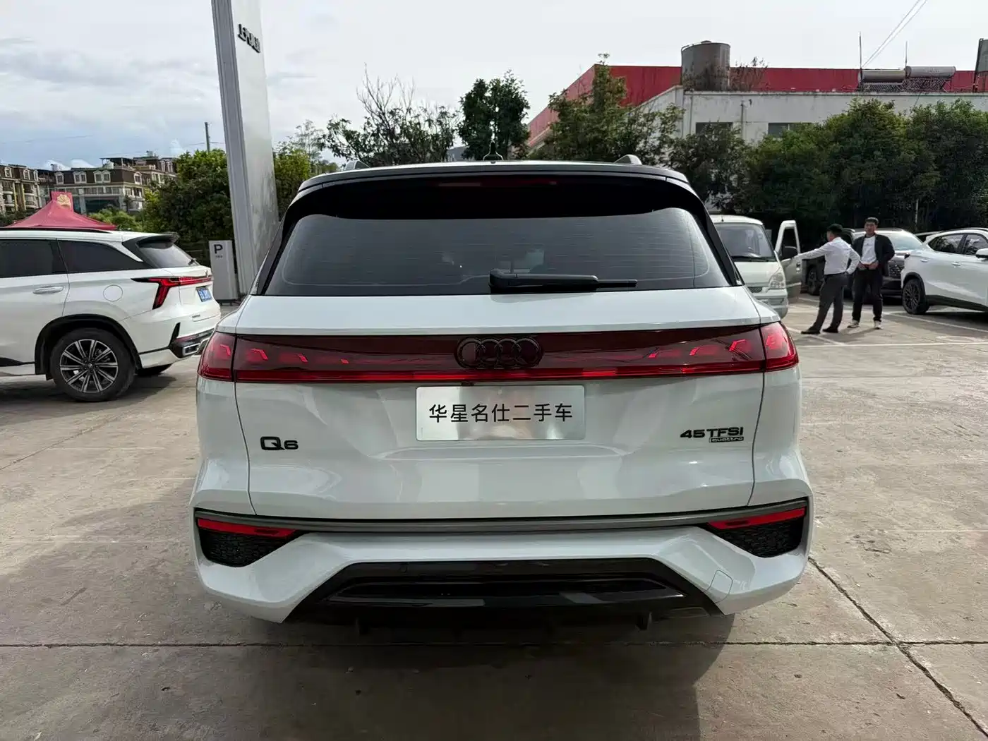 Audi Q6 2023 45 TFSI quattro Uniform Clouds Flying Rider Package фото 2