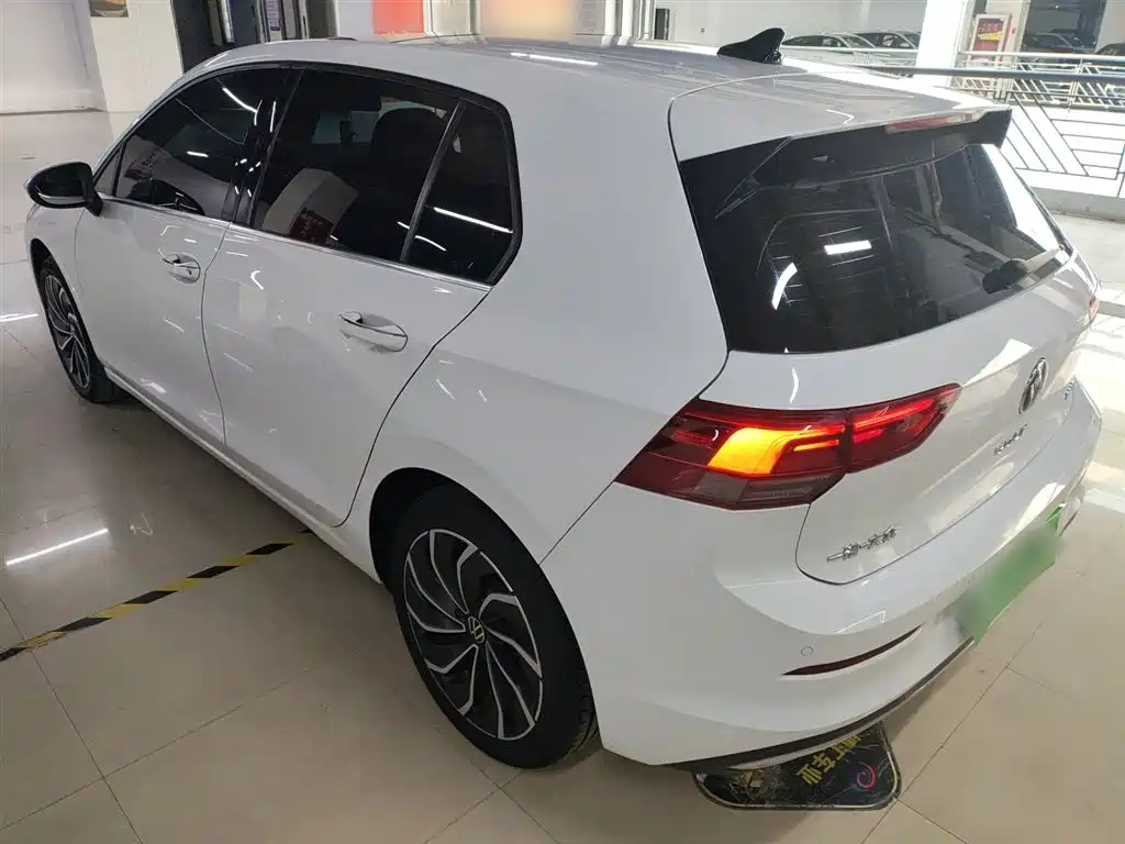 Volkswagen Golf 2021 280TSI DSG Pro фото 23