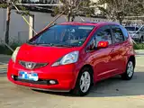 Фото 1 - Honda Fit