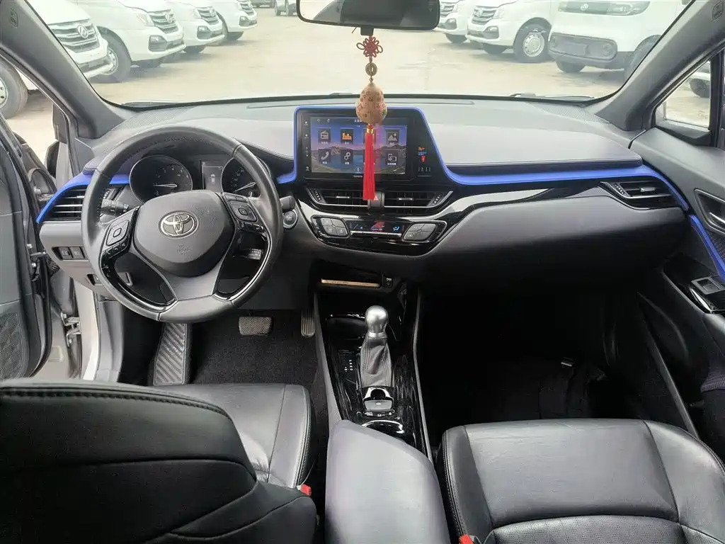 Toyota IZOA 2018 2.0L Speed Edition China VI фото 10