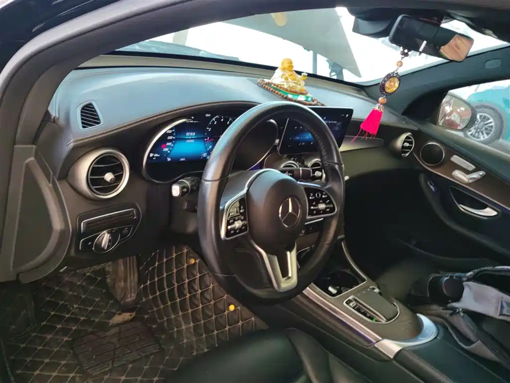 Mercedes-Benz GLC 2020 GLC 300 L 4MATIC Dynamic фото 6