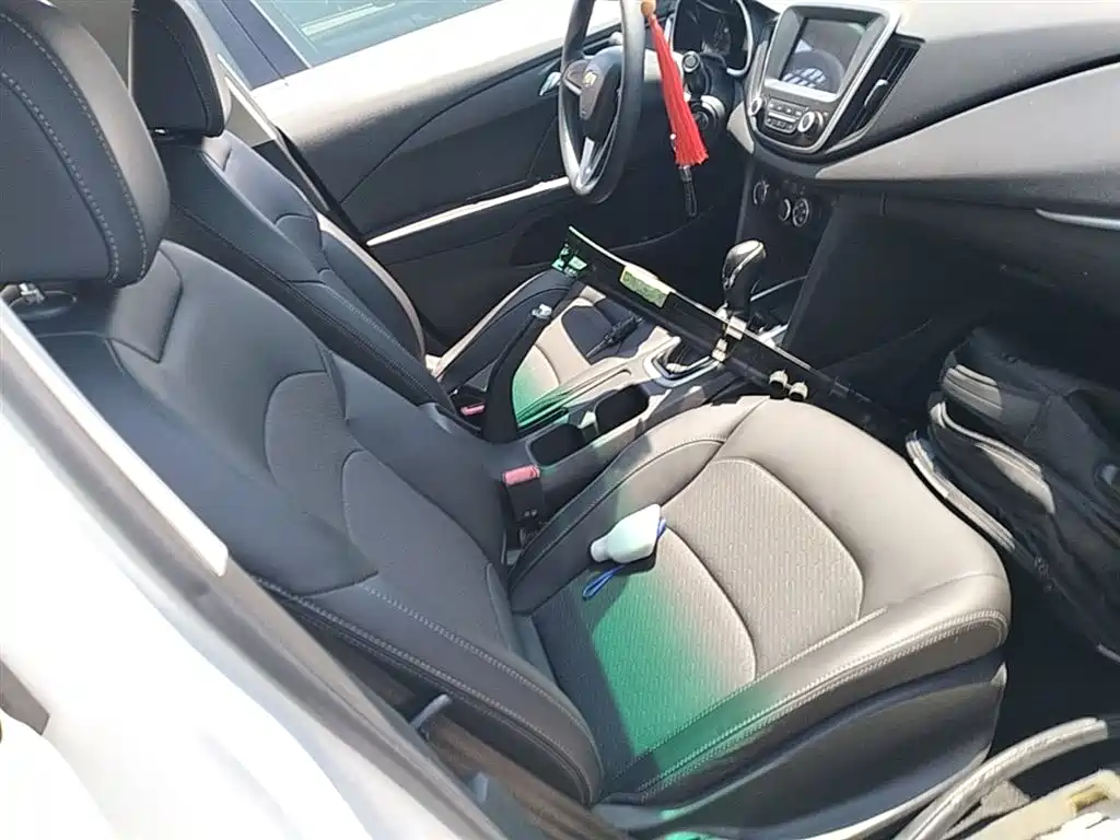 Chevrolet Cavalier 2016 1.5L Automatic Delight Edition фото 25