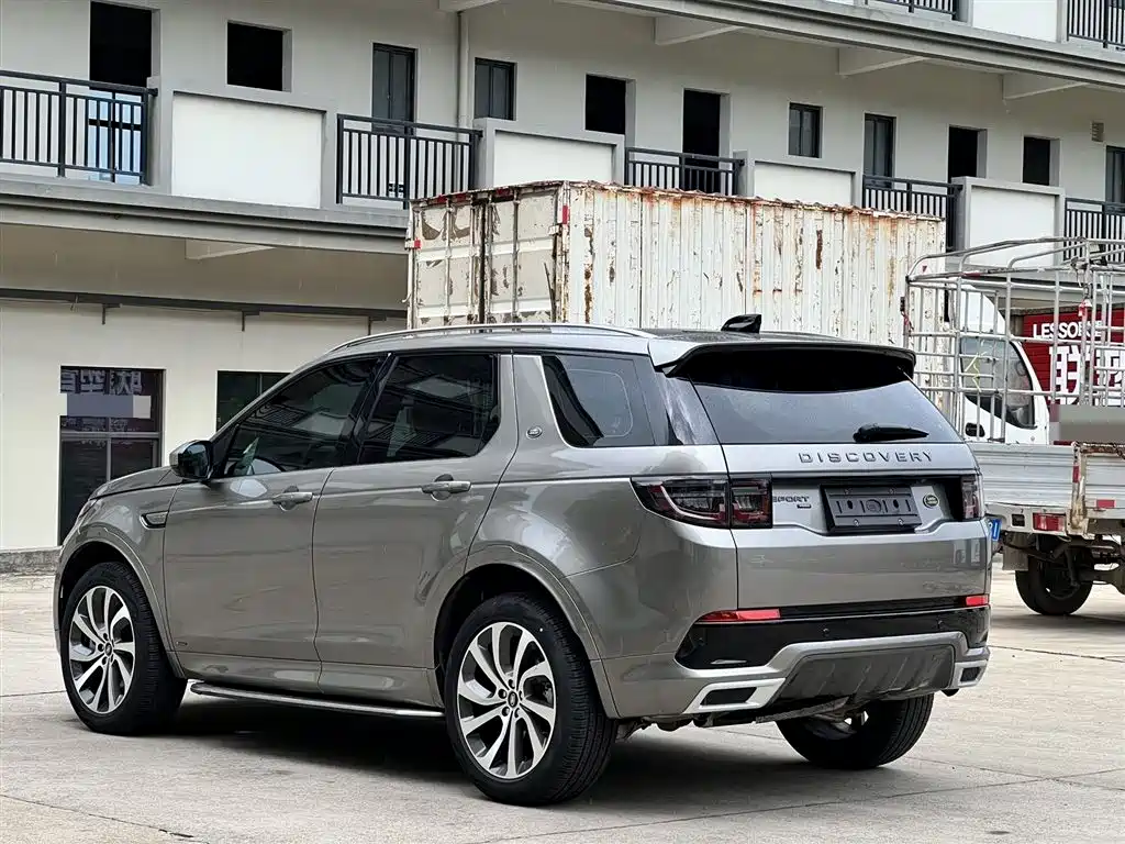 Land Rover Discovery Sport 2021 249PS R-Dynamic HSE Luxury Custom Edition фото 8