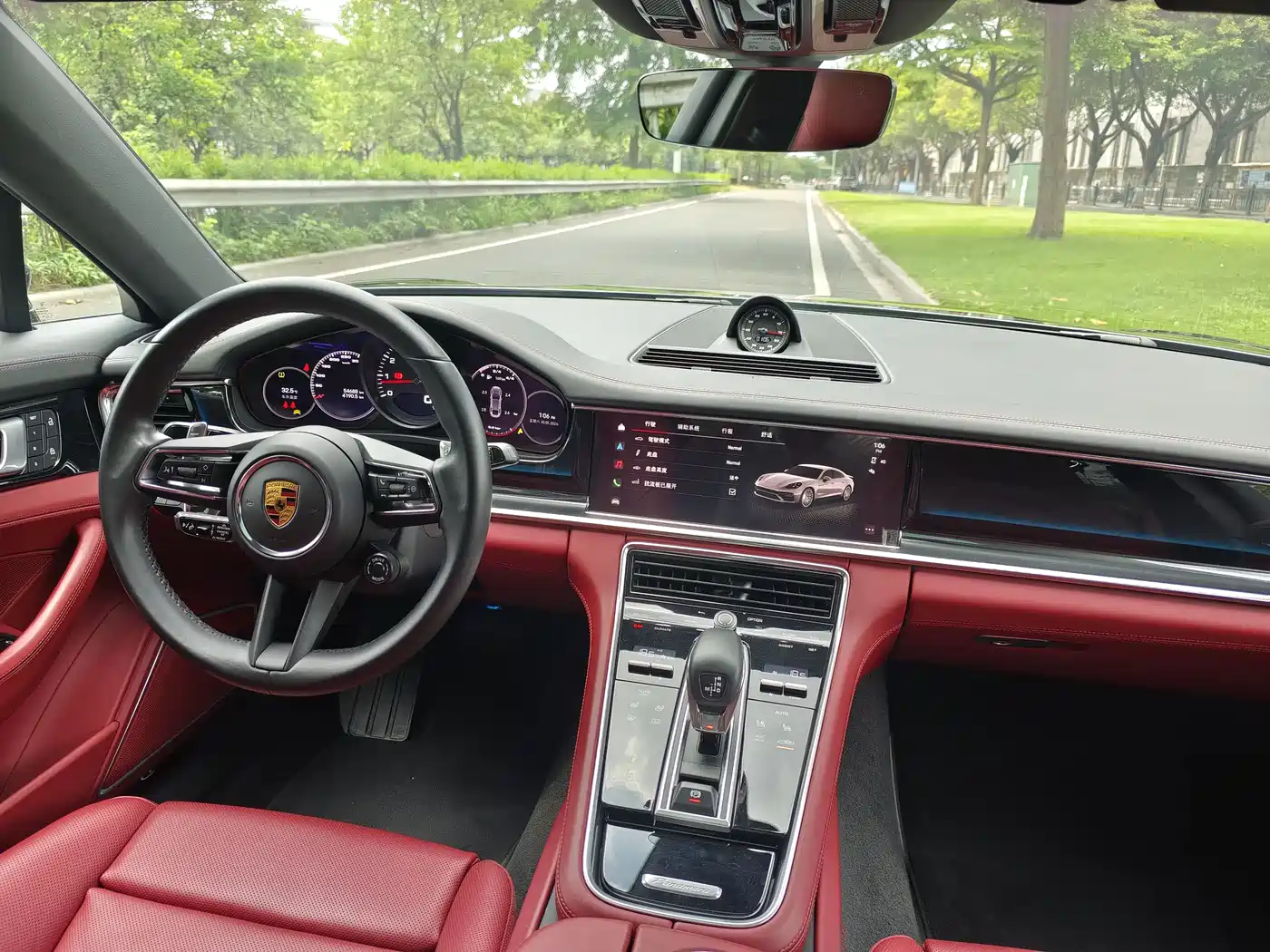 Porsche Panamera 2022 Panamera Executive Long Wheelbase 2.9T фото 11