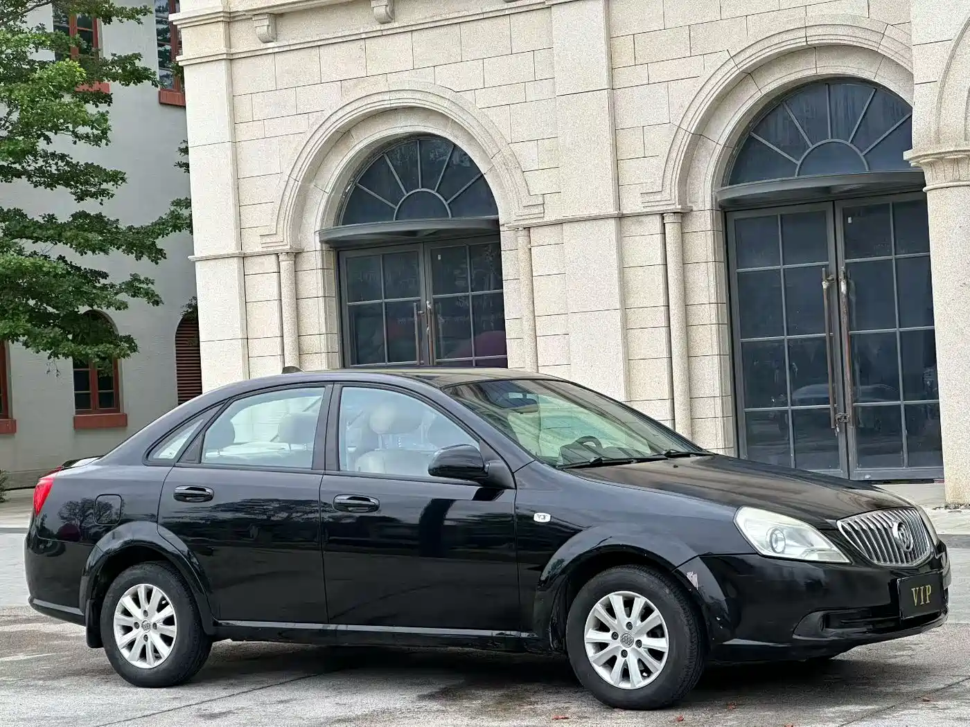Buick Excelle 2013 1.5L Automatic Classic фото 2