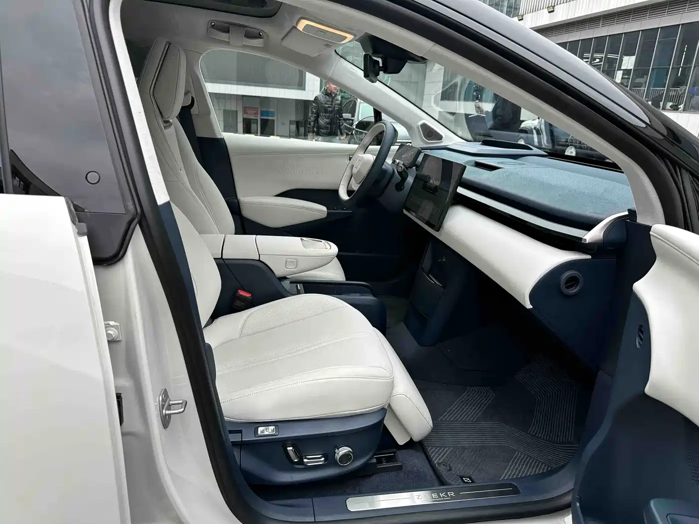 ZEEKR EXTREME KRYPTON X