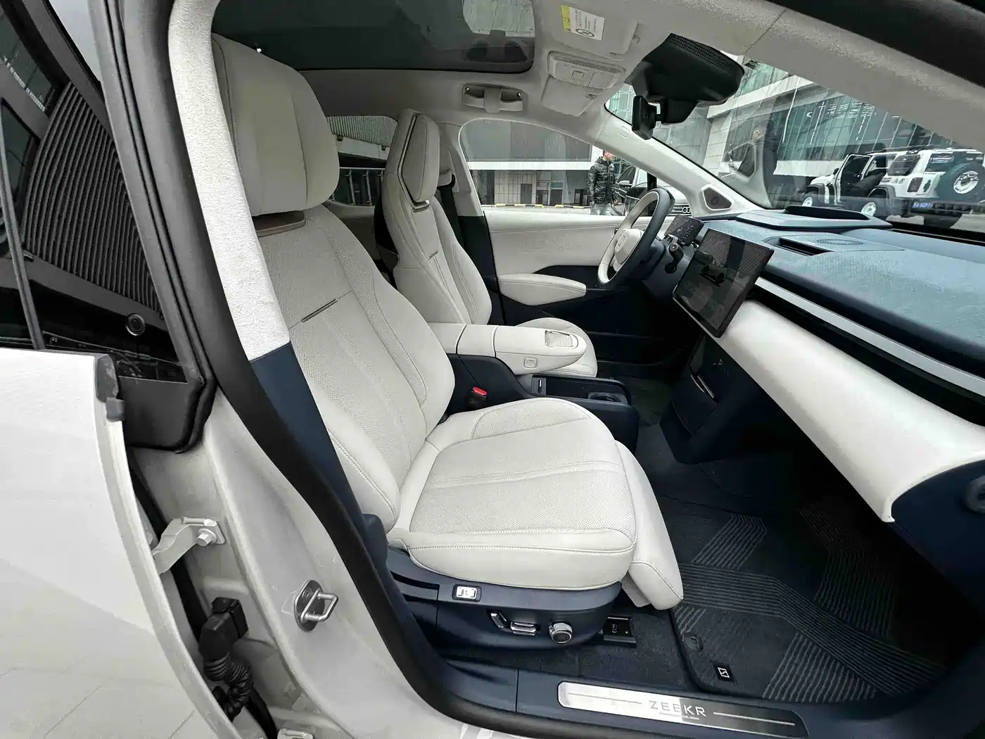 ZEEKR EXTREME KRYPTON X