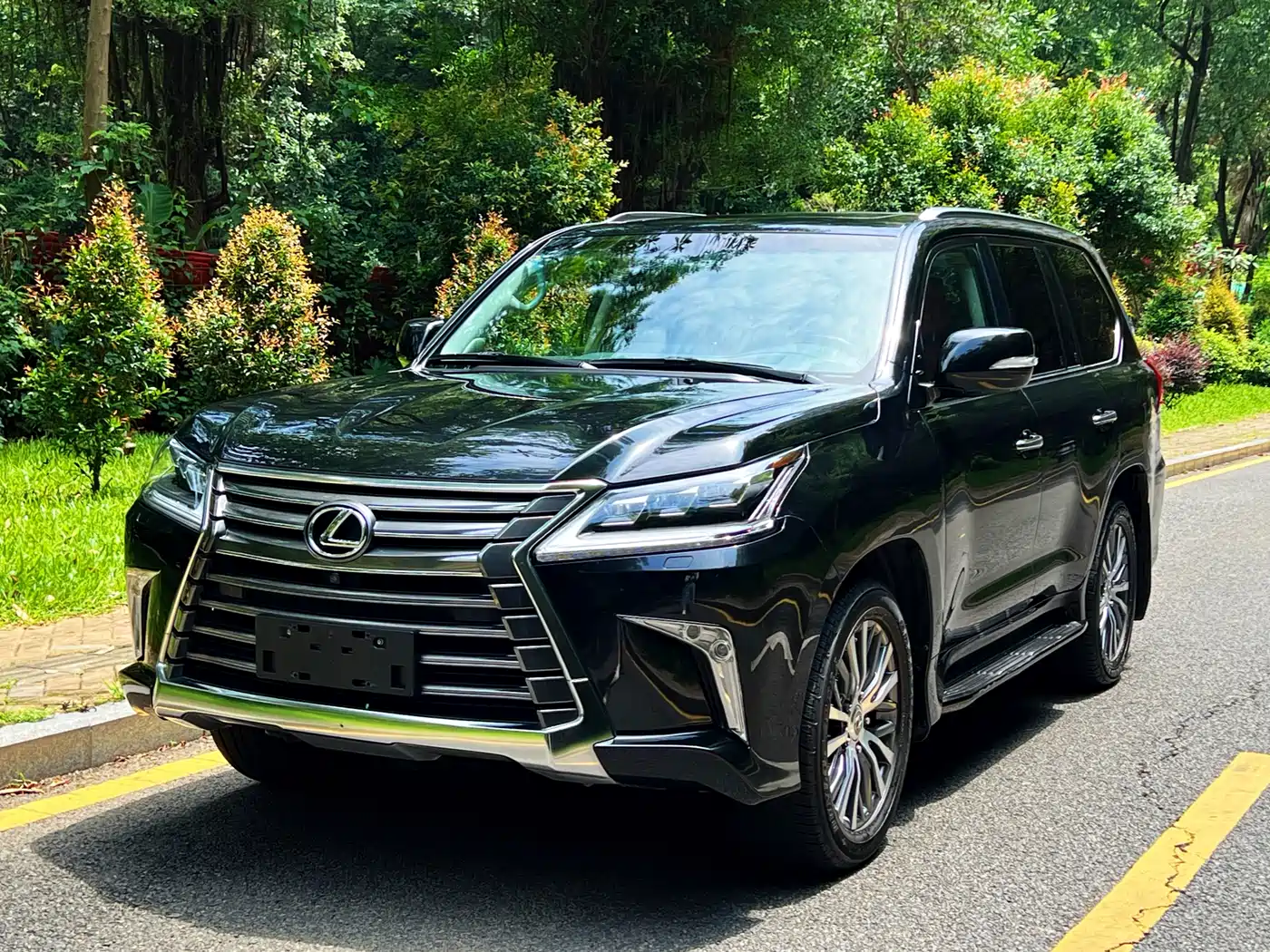 Lexus LX 2017 570 Dynamic Luxury