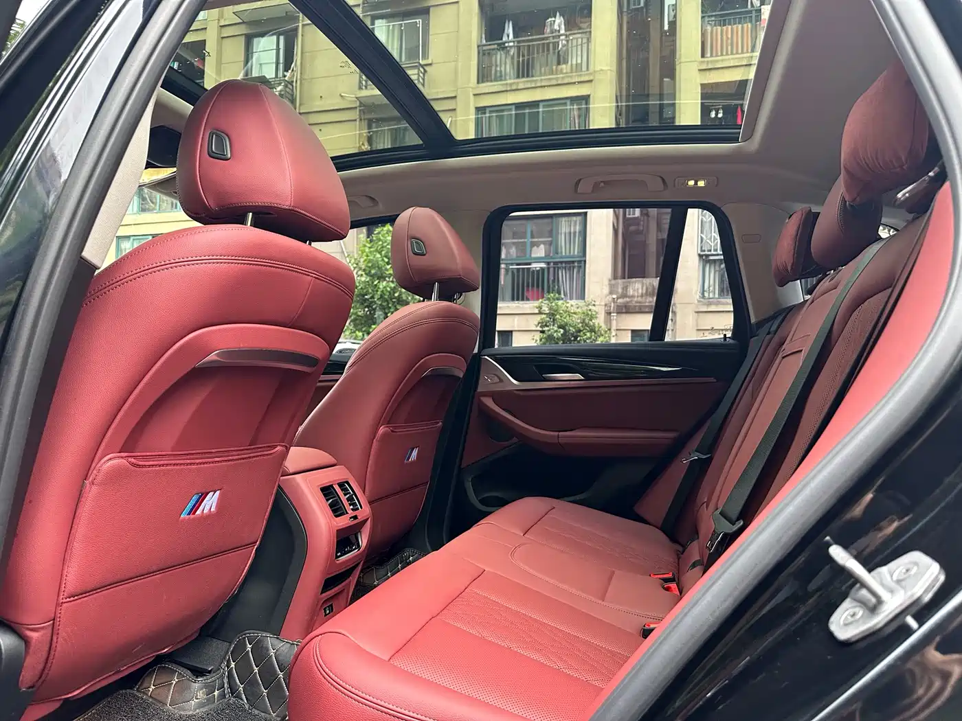 BMW iX3 2023 Leading Type фото 7