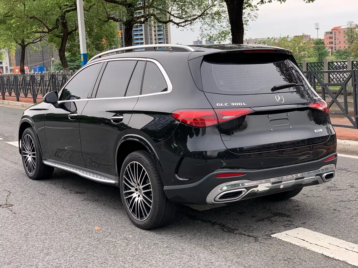 Mercedes-Benz GLC 2024 GLC 300 L 4MATIC Luxury 5-seater фото 6