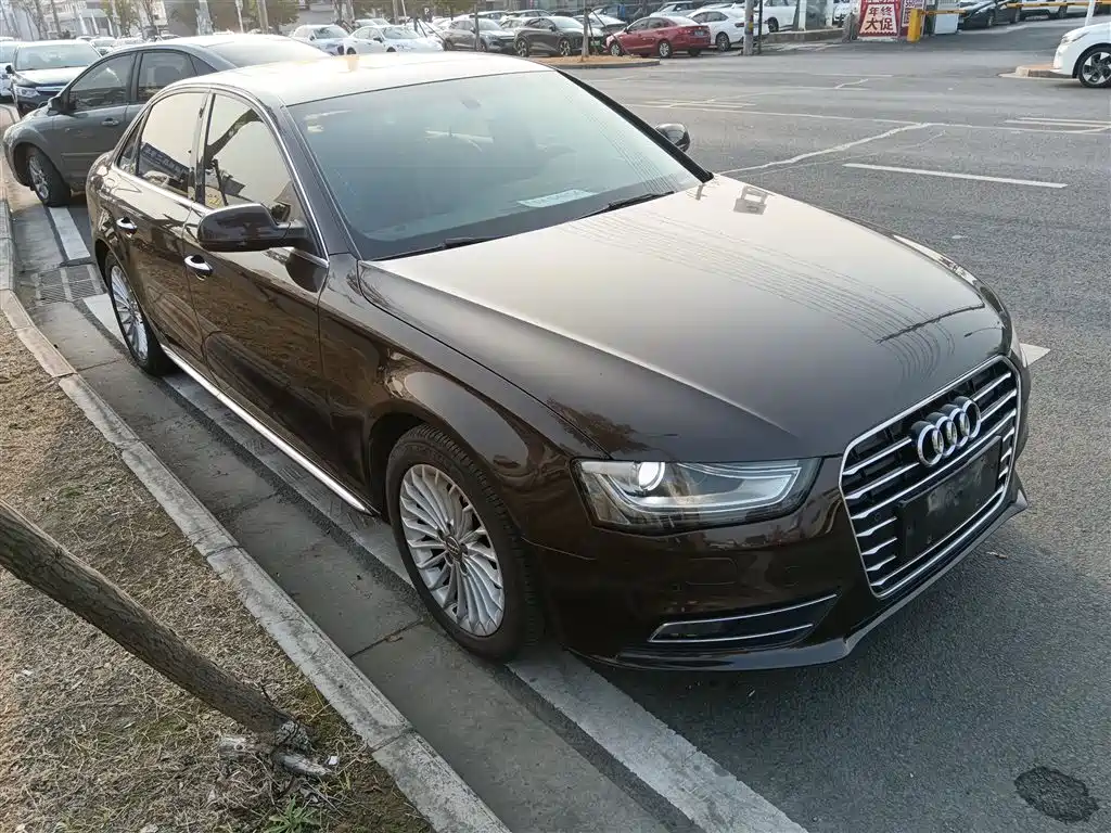 Audi A4L 2015 35 TFSI Auto Standard фото 22