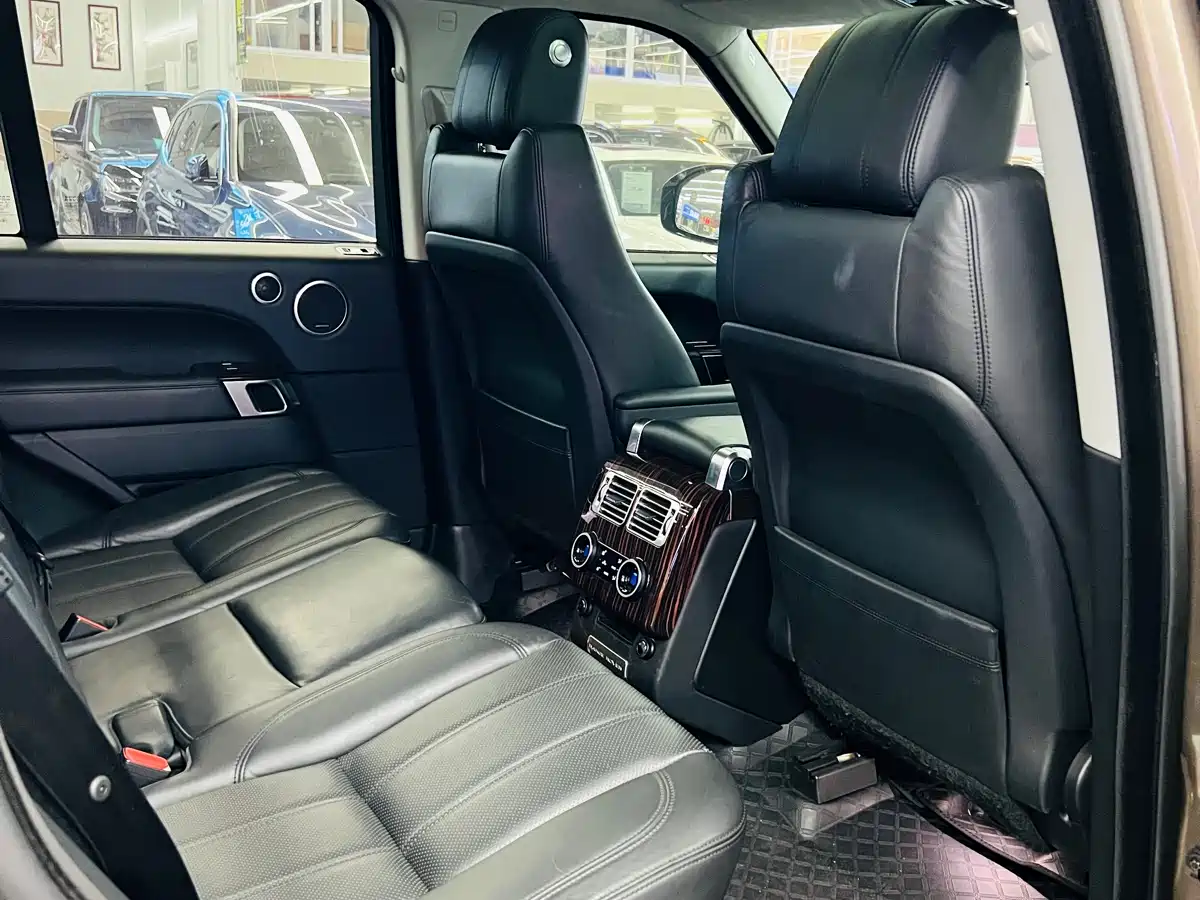 Land Rover Range Rover 2014 3.0 SC V6 Vogue фото 8