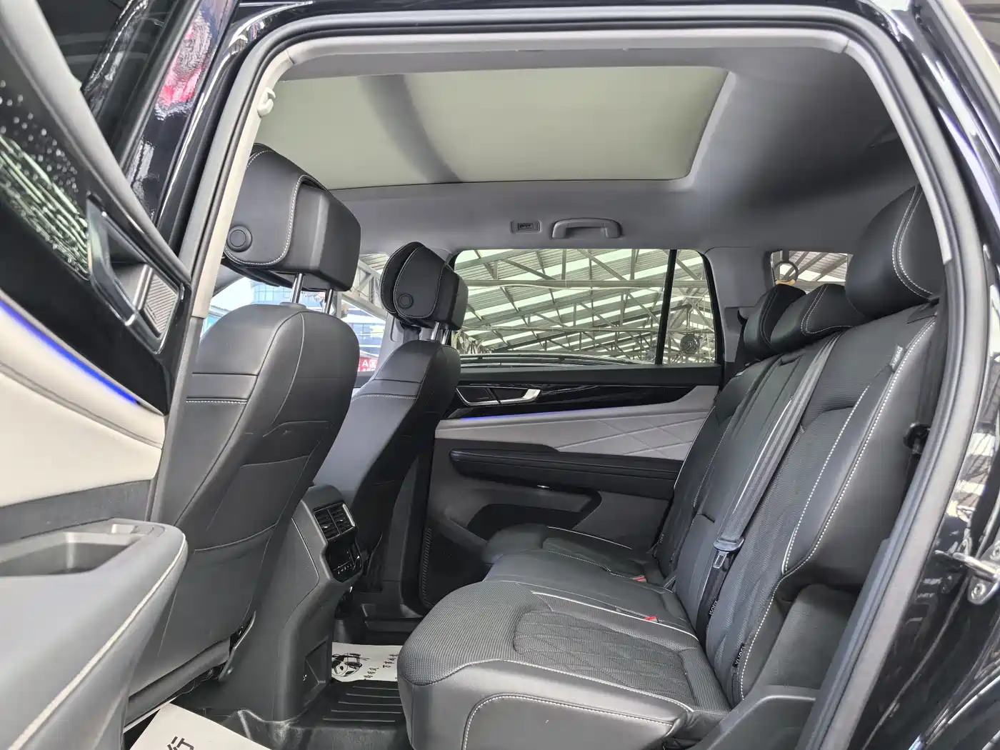 Volkswagen Teramont 2023 380TSI AWD Premium Flagship Edition фото 4